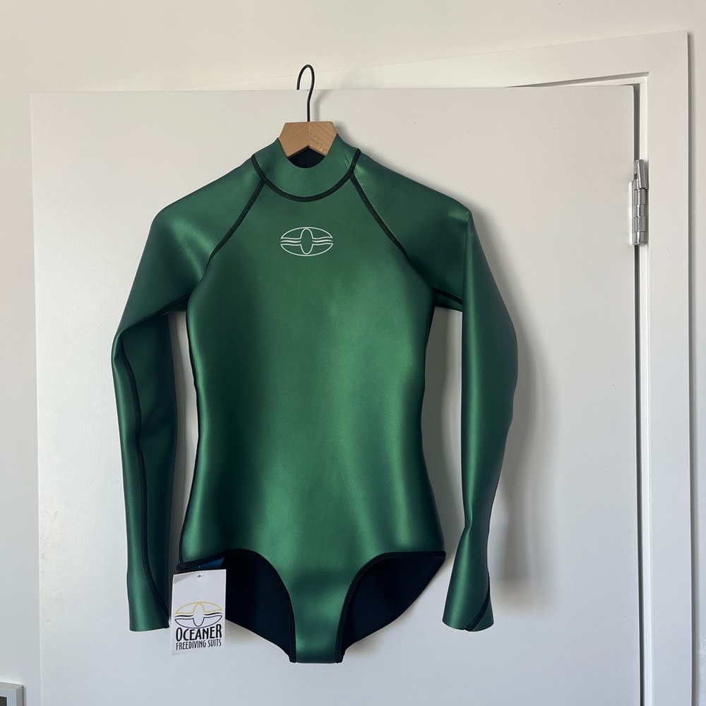 Oceaner Springs Open Back Wetsuit Size L